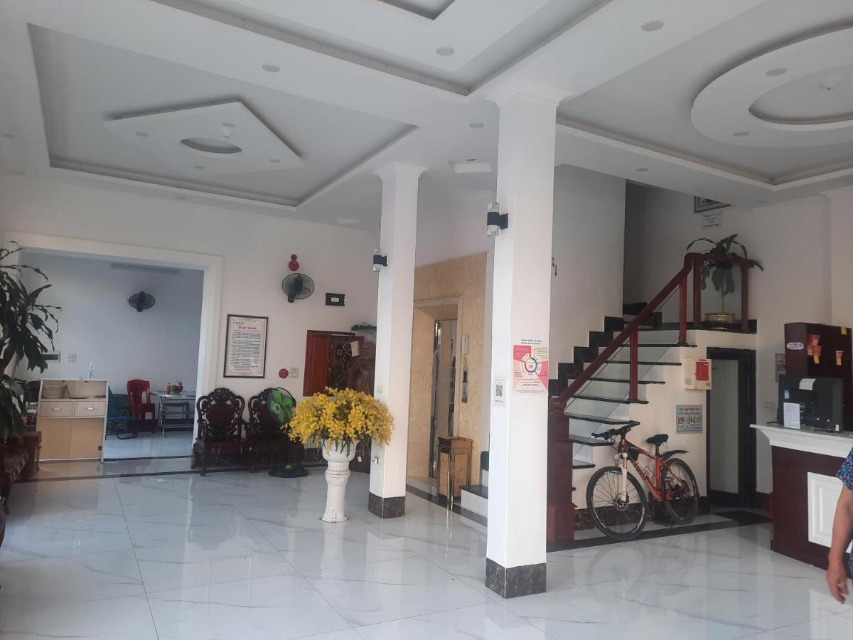 Nhà Nghỉ Trung Hậu Mong Cai Esterno foto